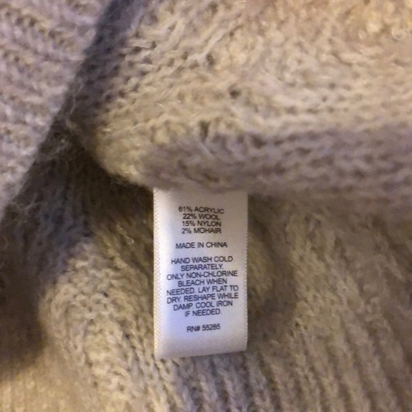 Express light grey boxy sweater M - Picture 3 of 3